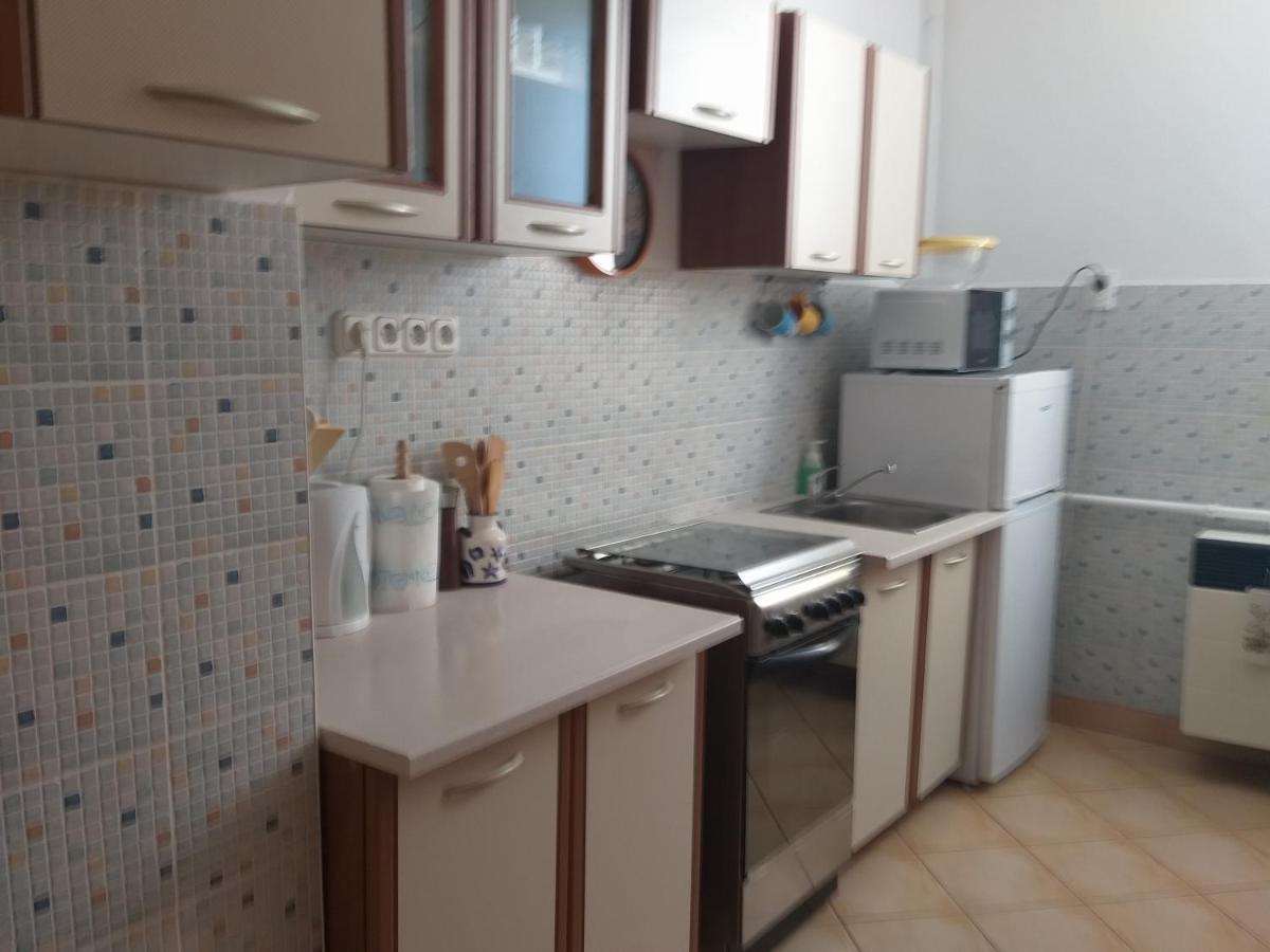Simon Apartman Tiszafured Exterior photo